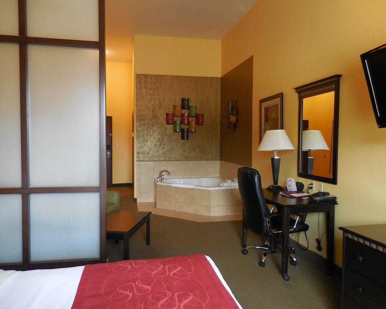 Comfort Suites Palestine Εξωτερικό φωτογραφία