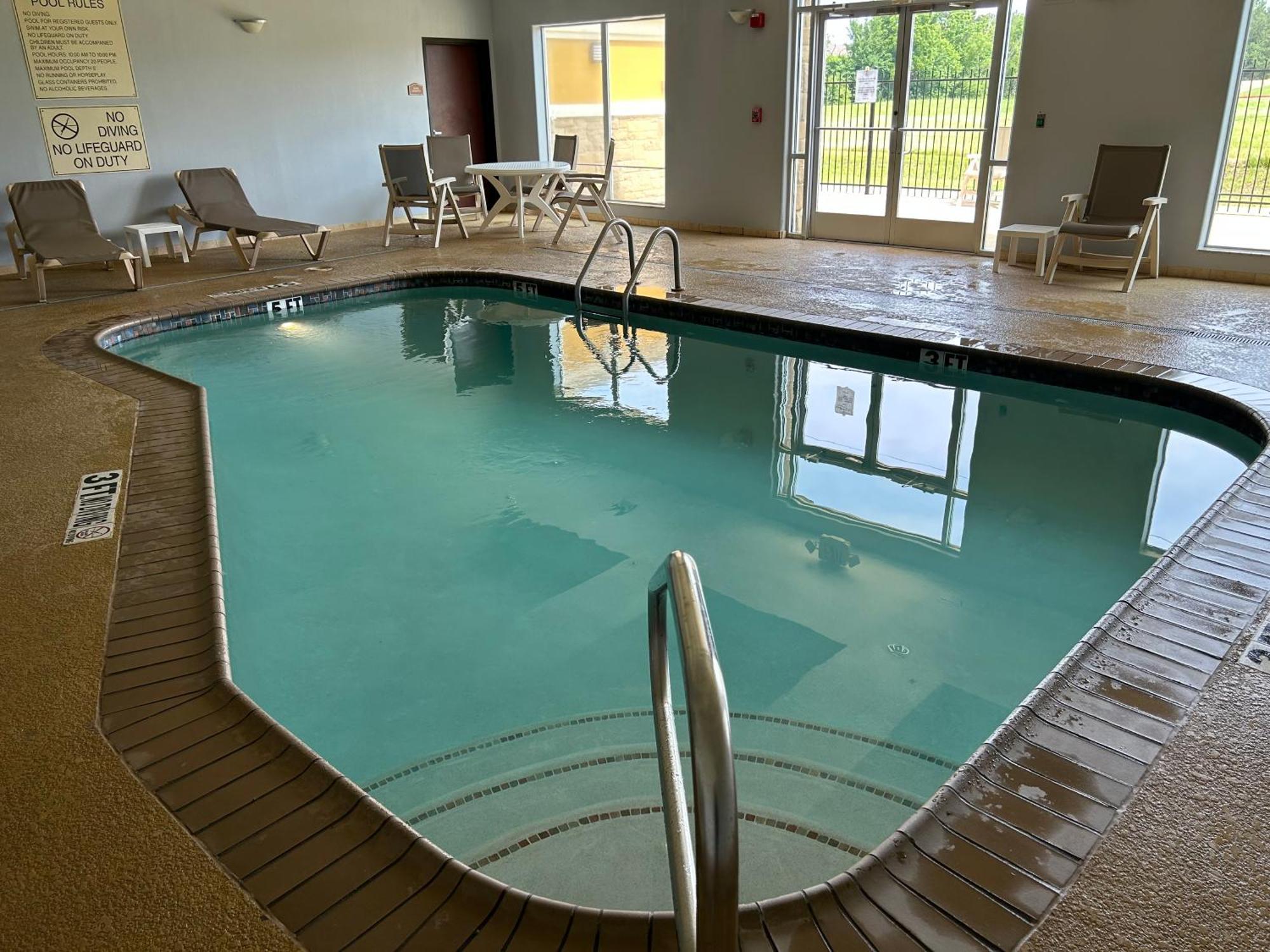 Comfort Suites Palestine Εξωτερικό φωτογραφία