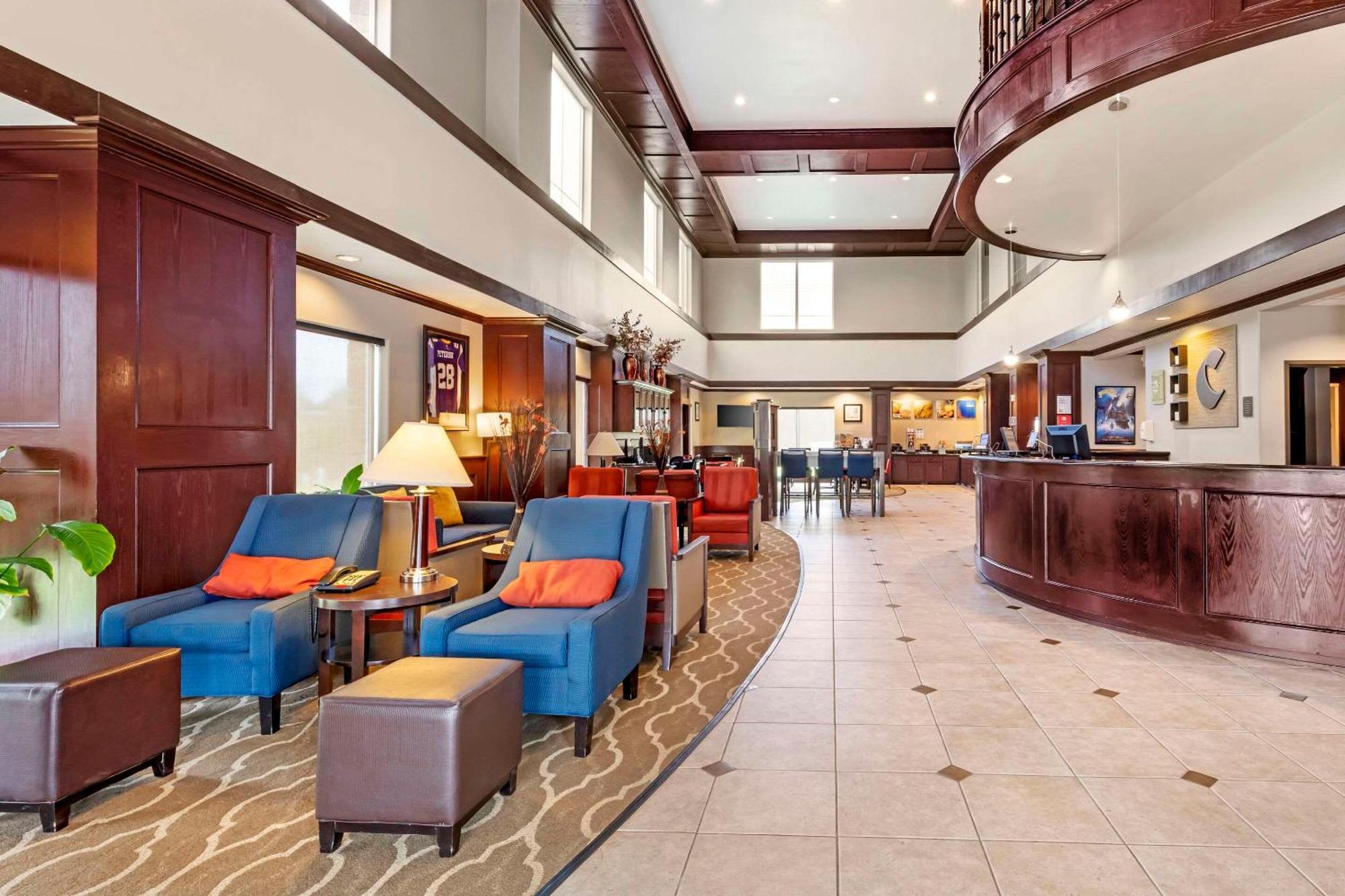Comfort Suites Palestine Εξωτερικό φωτογραφία