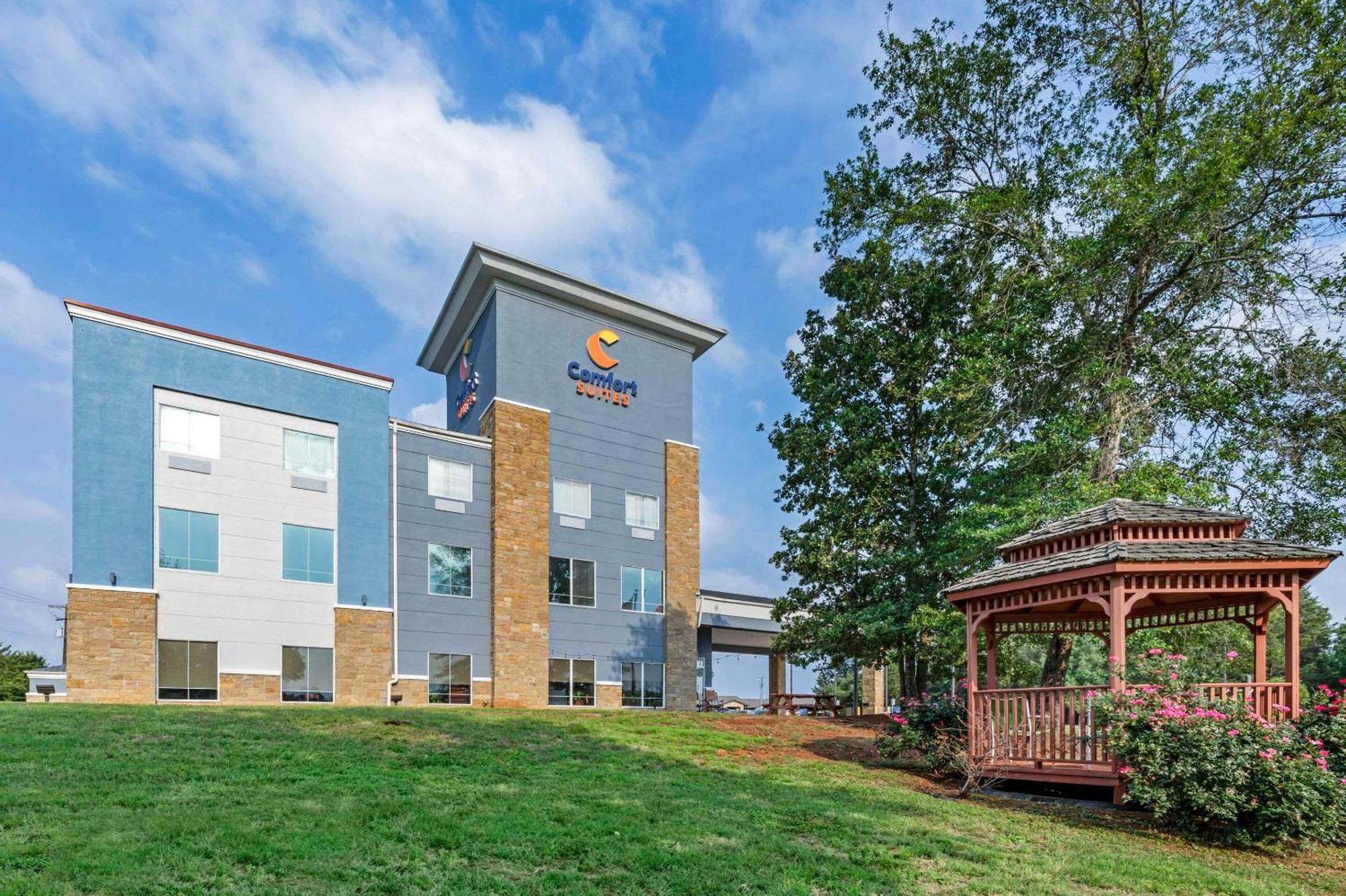 Comfort Suites Palestine Εξωτερικό φωτογραφία