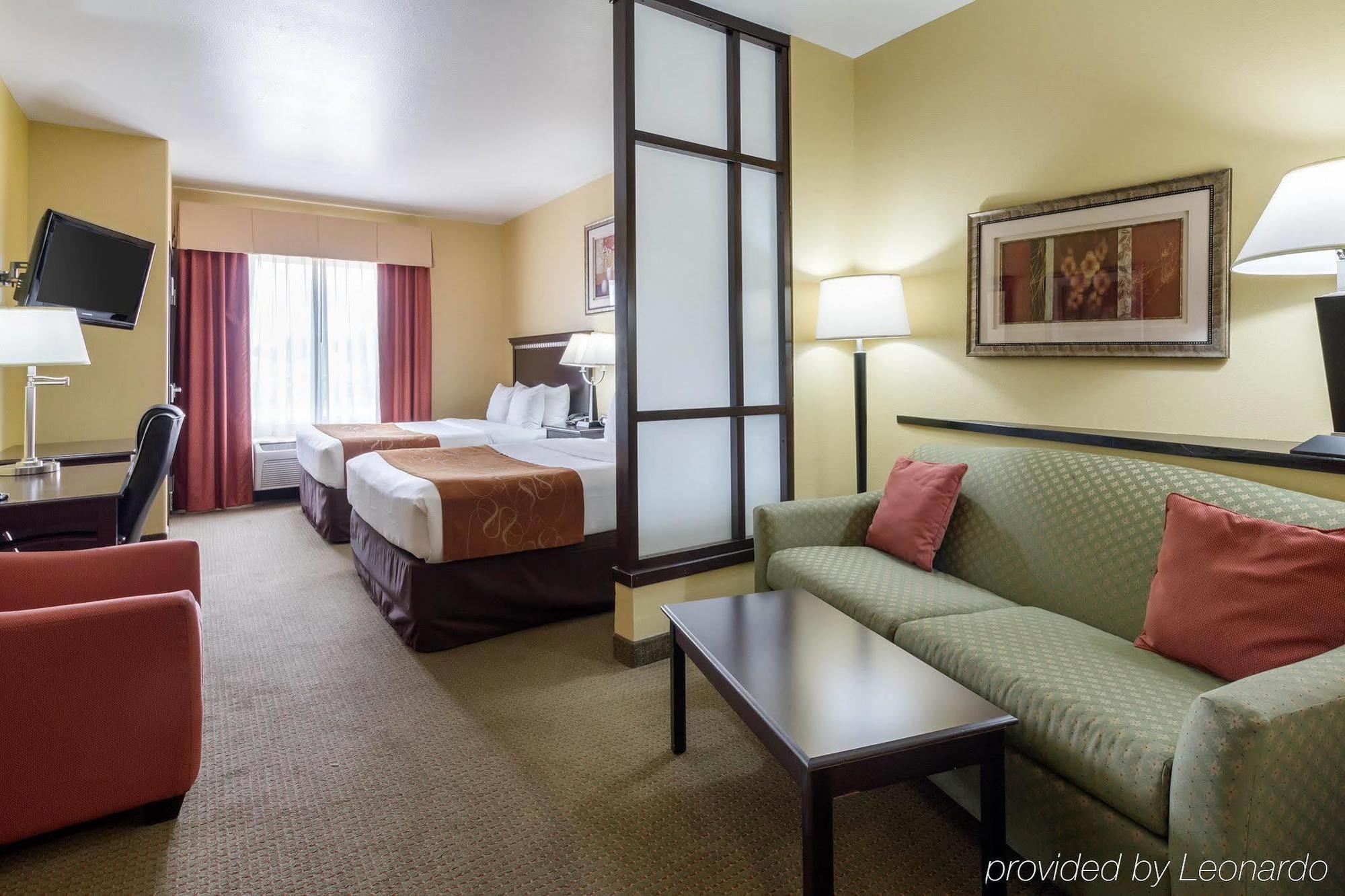 Comfort Suites Palestine Εξωτερικό φωτογραφία