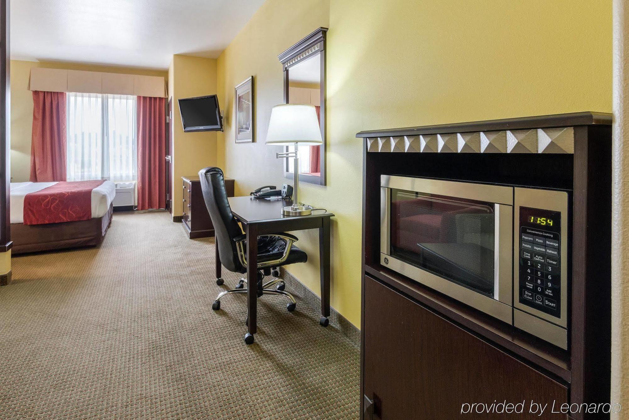 Comfort Suites Palestine Εξωτερικό φωτογραφία