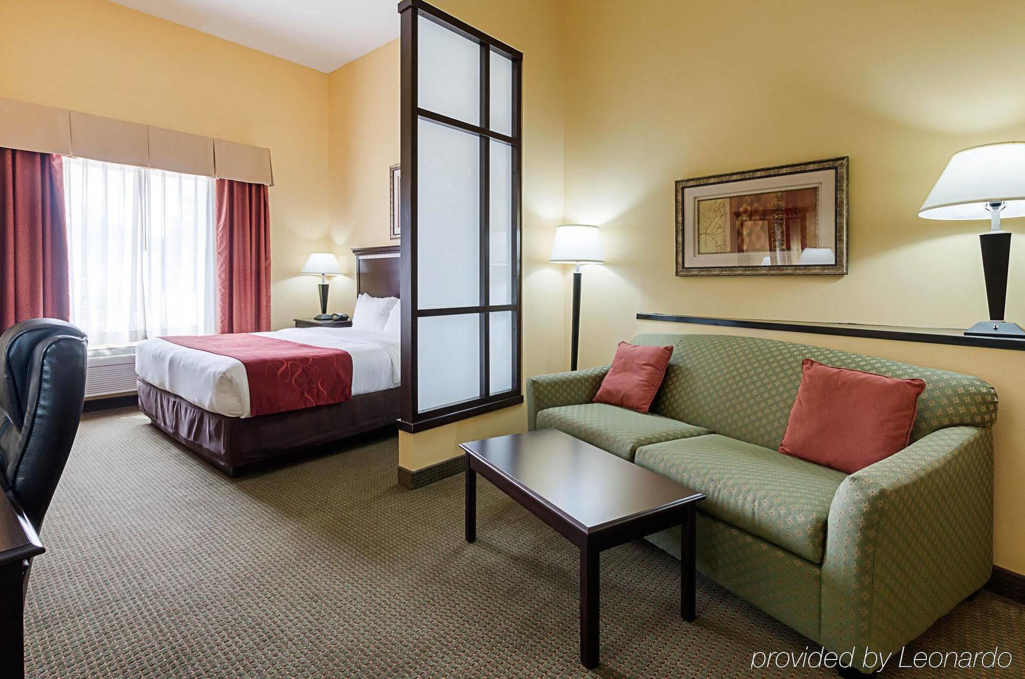 Comfort Suites Palestine Εξωτερικό φωτογραφία